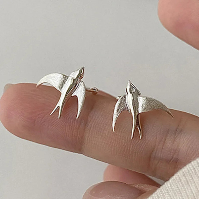 Beautiful Silver Swallow Bird Clip-On Earrings 1