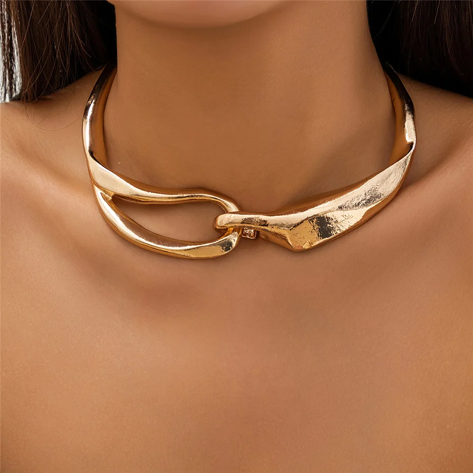 Bold Textured Gold Chain Choker 0