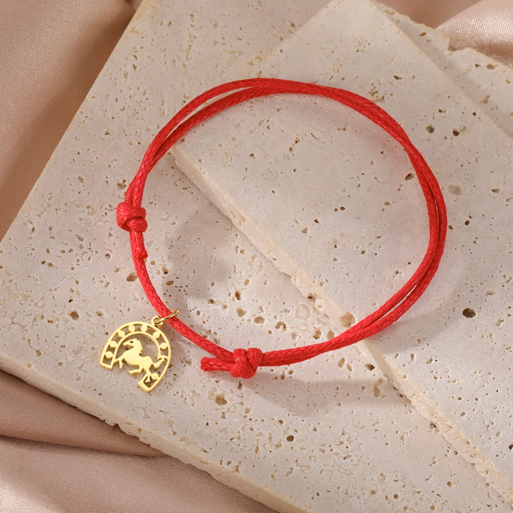 Dawapara Lucky Horseshoe Bracelet Stainless Steel Horseshoes Charm Bracelet for Men Women Equestrian Gifts for Horse Lovers 1