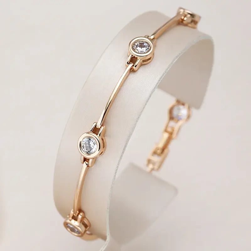 Elegant bracelet with zirconias in gold 0