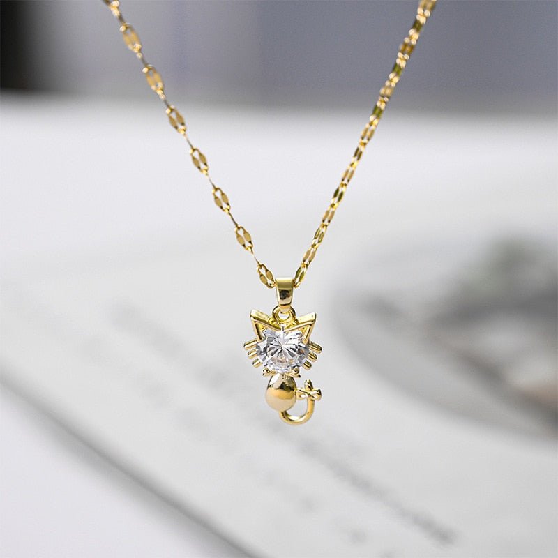 Gold platted cat necklace with zircon 3